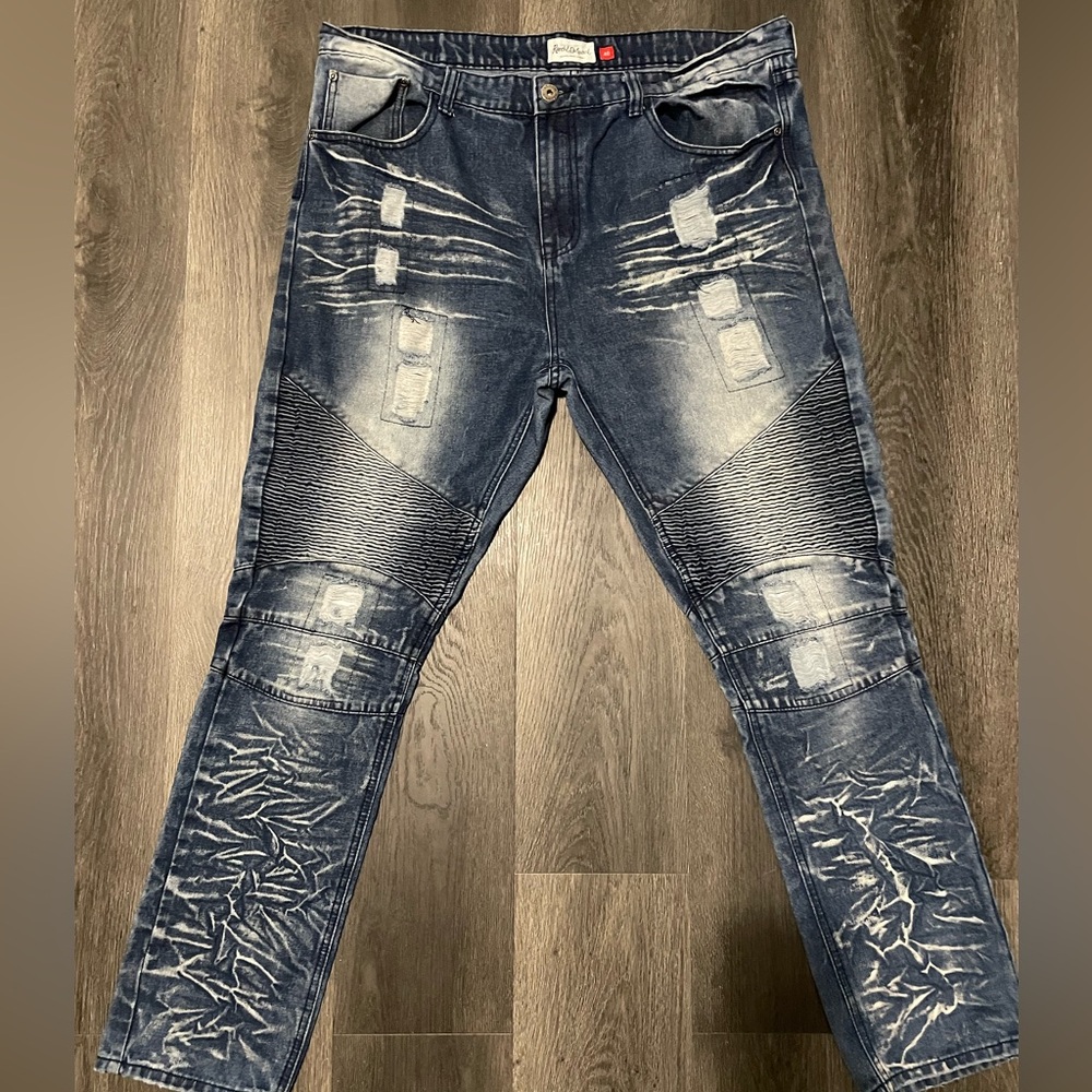 Men's Distressed Blue Jeans